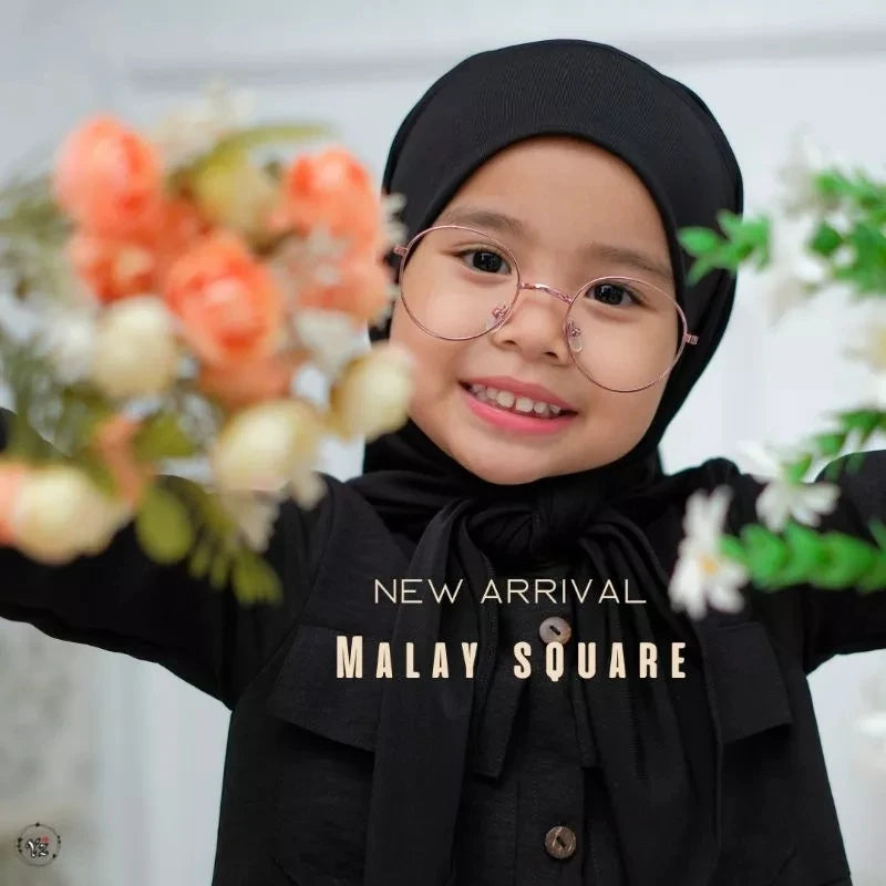 PREORDER Yazzrenhijab - Malay Square Instant Hijab