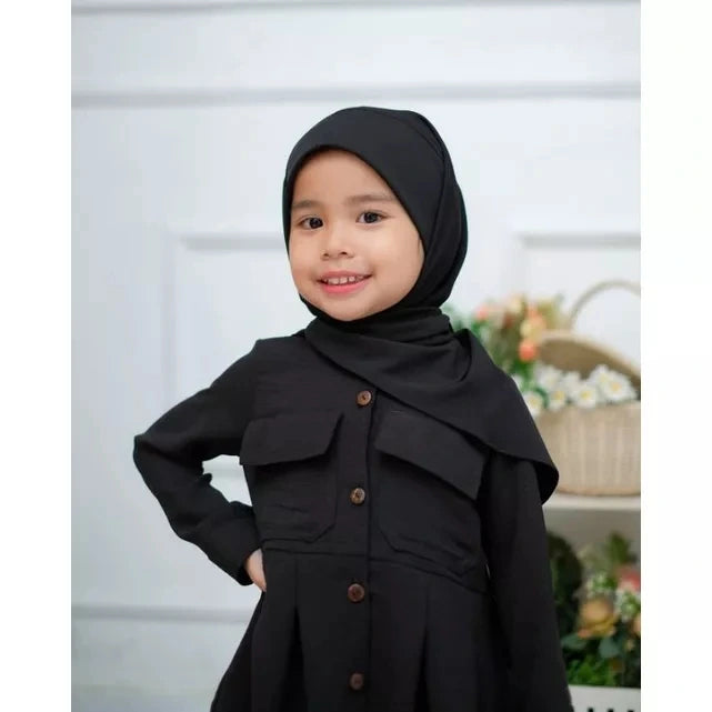 PREORDER Yazzrenhijab - Malay Square Instant Hijab Black