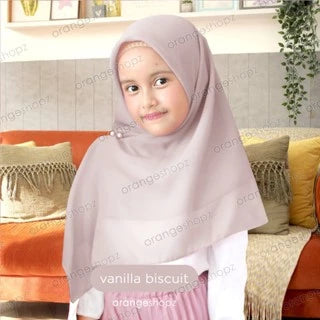 PREORDER Orangeshopz - Innara Zipper Instant Segitiga Hijab Vanilla Biscuit