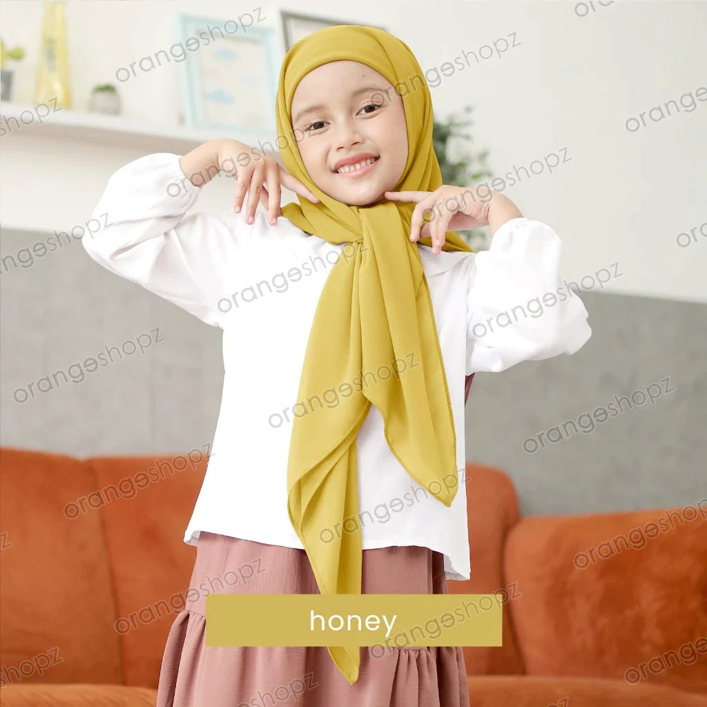 INSTOCK (RAYA 2024) Orangeshopz Plain Segitiga with Attached Inner Honey