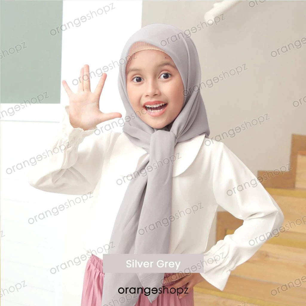 PREORDER Orangeshopz - Innara Zipper Instant Segitiga Hijab Silver Grey