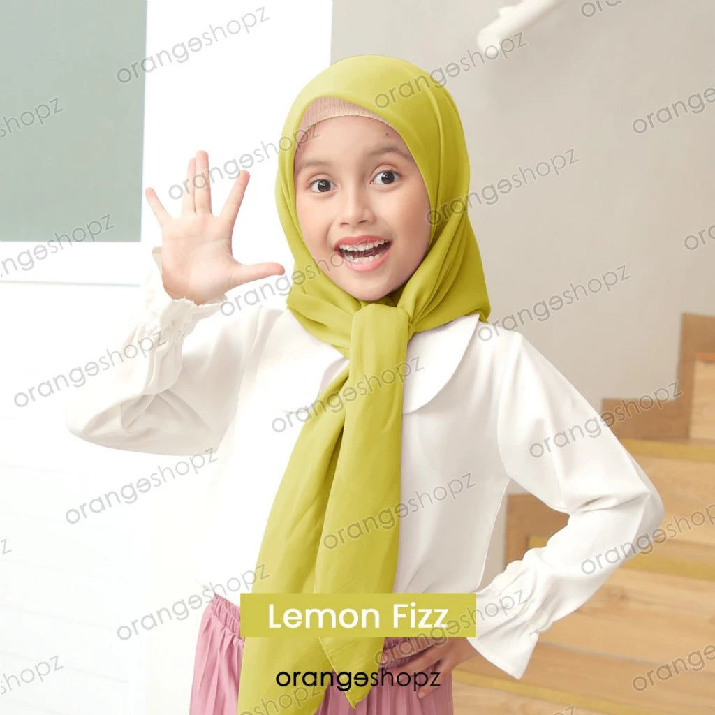 PREORDER Orangeshopz - Innara Zipper Instant Segitiga Hijab Lemon Fizz